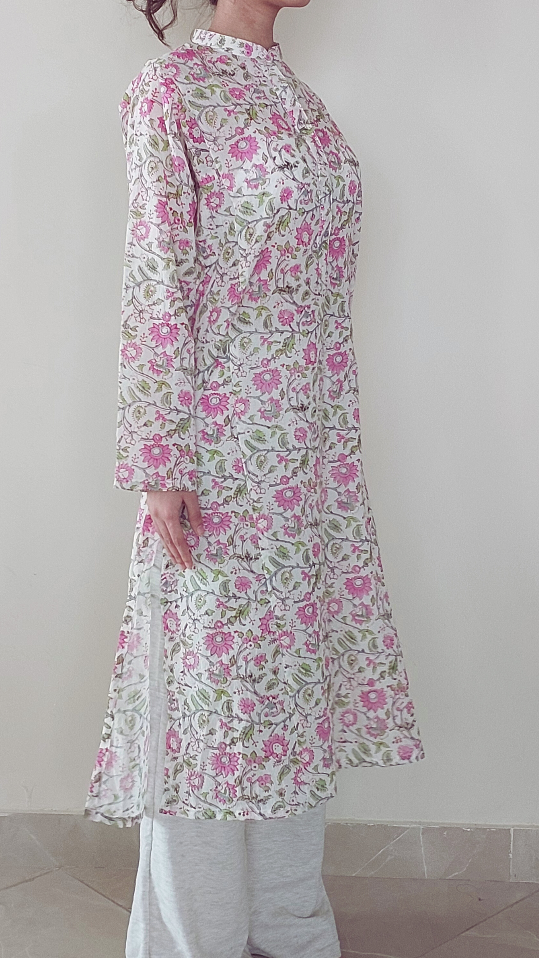 Rameen Kurta